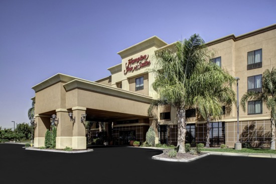 Hampton Inn & Suites Bakersfield CA